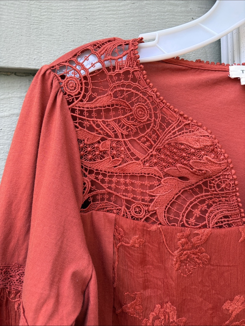 Tiny for Anthropologie Rust Embroidered Lace Yoke Blouse. Gorg! Sz M -Minor flaw